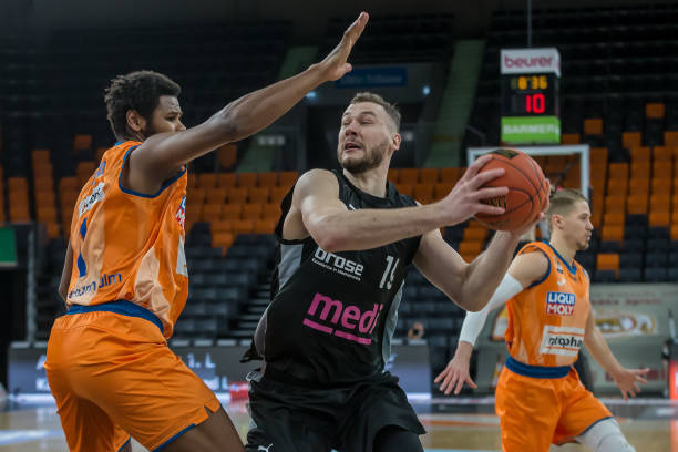 团结一心 团结一心