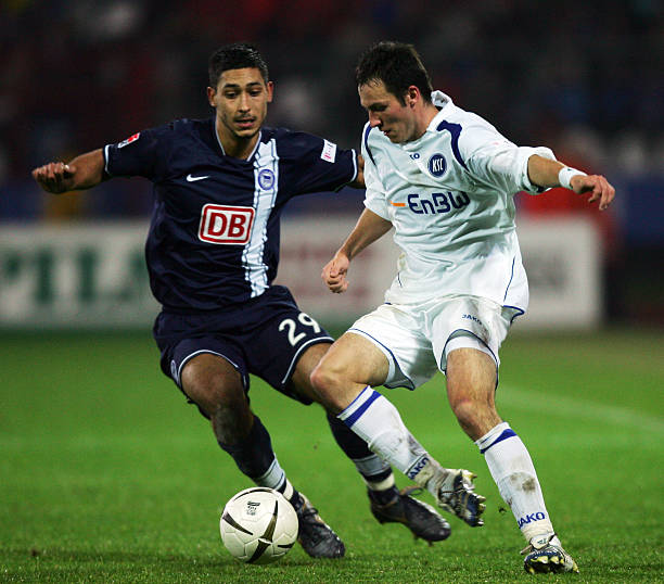 苦苦支撑 苦苦支撑