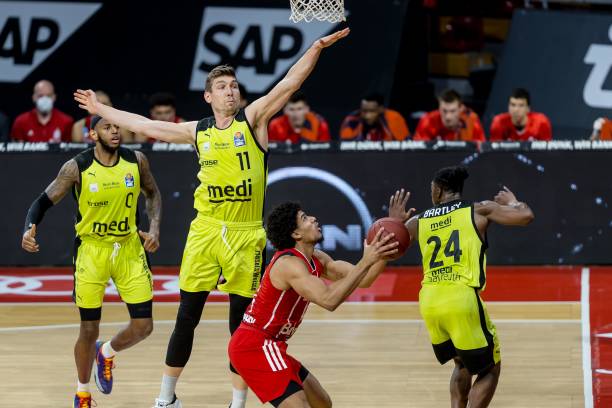 那么团队配 那么团队配